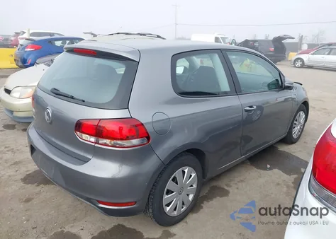 2012 Volkswagen Golf 2.5L 2-Door z USA, uszkodzony, nr VIN WVWAB7AJ8CW139762